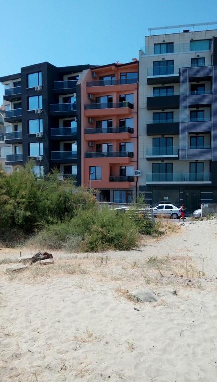 Sunshine Apartment Pomorie Exterior foto
