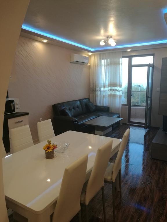 Sunshine Apartment Pomorie Exterior foto