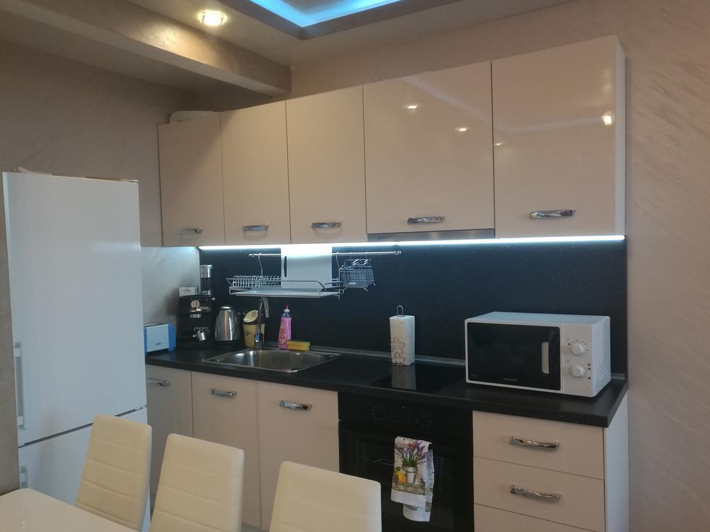 Sunshine Apartment Pomorie Exterior foto